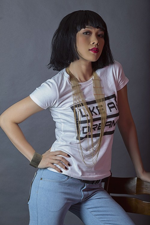 Mỹ Tâm lạ mắt với thời trang #039;nổi loạn#039; - 2