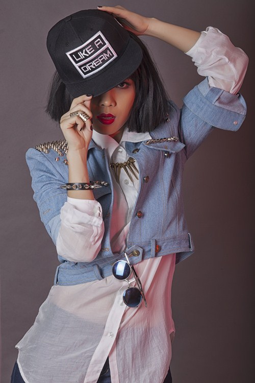 Mỹ Tâm lạ mắt với thời trang #039;nổi loạn#039; - 3