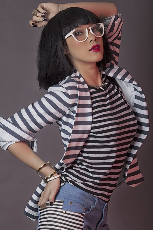 Mỹ Tâm lạ mắt với thời trang #039;nổi loạn#039; - 5