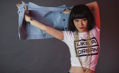 Mỹ Tâm lạ mắt với thời trang #039;nổi loạn#039; - 6