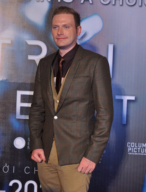 Yến Trang xinh như công chúa xem phim một mình - 5