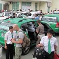 Tin tức - Rút giấy phép KD hãng taxi không chống gian lận cước