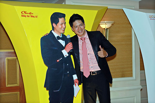 MC Bình Minh quot;trổ tàiquot; quay phim - 1