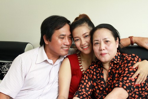 Đinh Hương mời cả nhà cùng... quay MV - 1