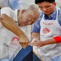 Bếp Eva - Nguyên Giáp viết hồi ký khi bị ném đá