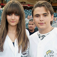 Tòa án điều tra vụ con gái Michael Jackson tự tử