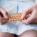 Sức khỏe - Thuốc tránh thai giảm nguy cơ ung thư buồng trứng