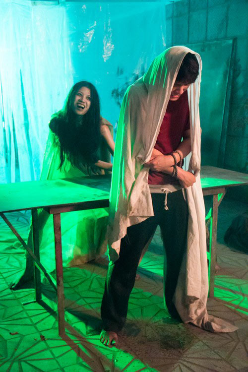 Ngắm Trang Trần quot;ghê rợnquot; trong Biết chết liền - 8