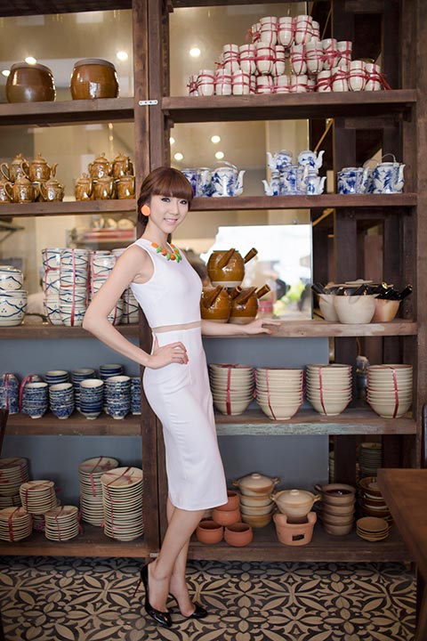 Mai Phương Thúy cùng Ngọc Quyên đi ăn hàng - 5