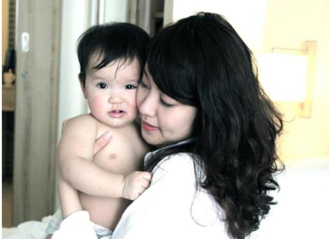 Con gái Mi Vân có tên gọi ở nhà là Bào Ngư. Bé Bào Ngư sinh ngày 17/4/2011.
