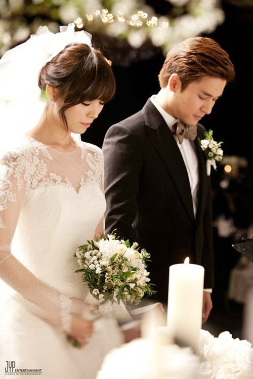 Sao Hàn đẹp lộng lẫy ngày lên xe hoa - 10