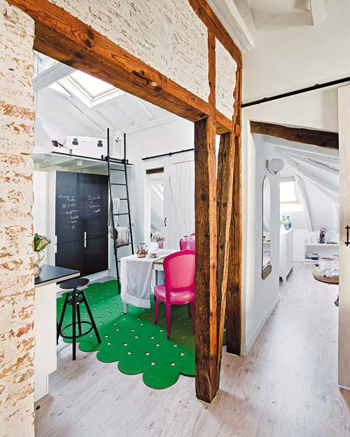 “Hô biến” gác mái 50m2 rực rỡ sắc màu - 3