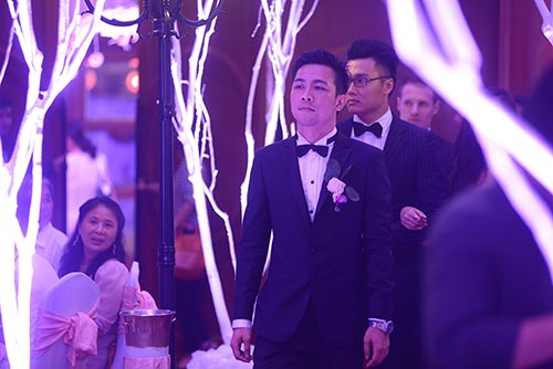 HH Biển Vân Anh nghẹn ngào trong đám cưới - 8