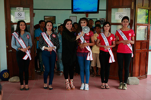 TS Kim Hồng cùng thí sinh bảo vệ Cù Lao Chàm - 3