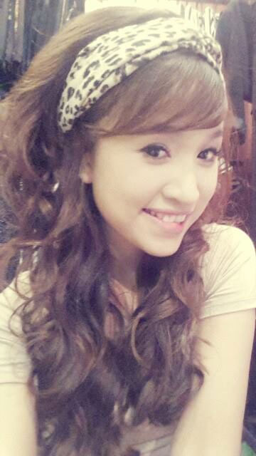 Hồ Hà đọ sắc cùng Thanh Hằng - 4