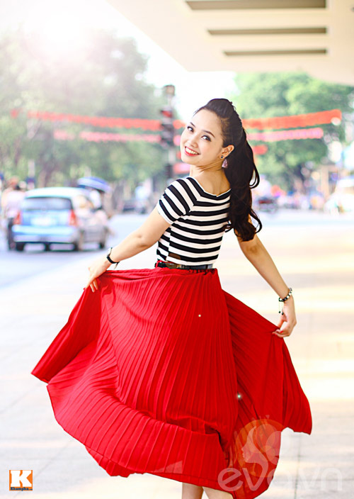 Eva đẹp: Nàng MC một con vẫn #039;son sắc#039; - 2