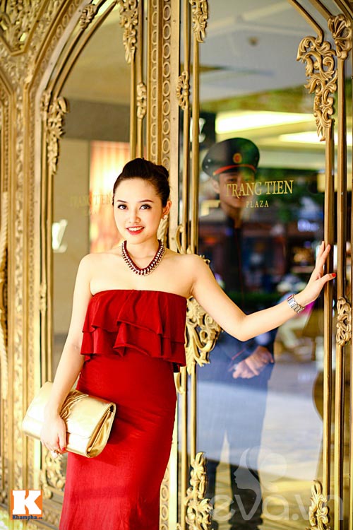 Eva đẹp: Nàng MC một con vẫn #039;son sắc#039; - 10