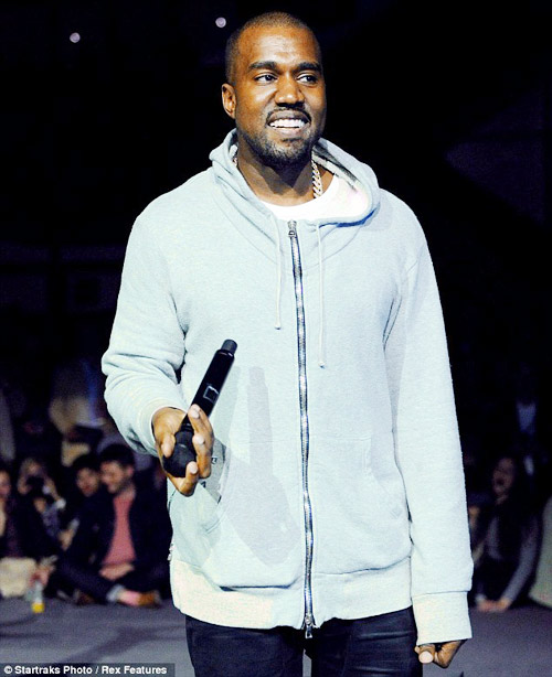 Kim Kardashian bấn loạn đặt tên cho con gái - 3