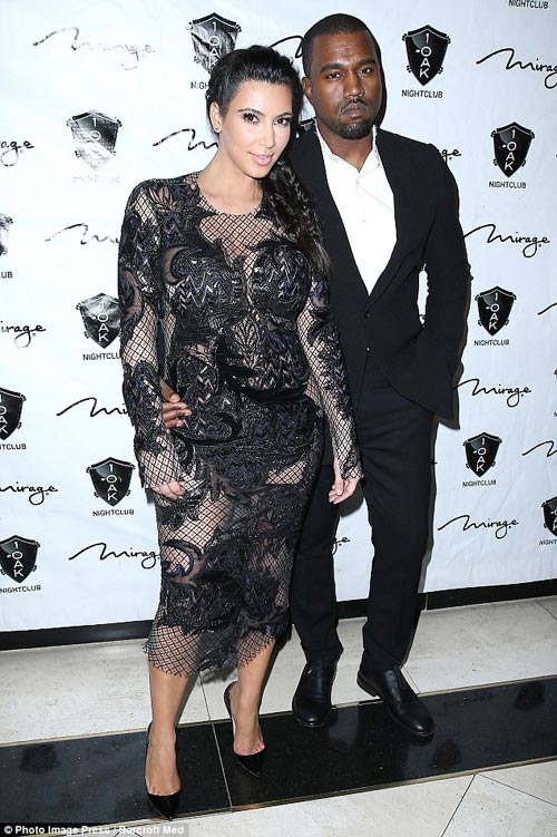 Kim Kardashian bấn loạn đặt tên cho con gái - 1