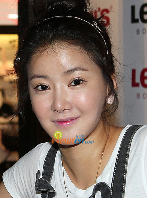 Ngắm những VĐV xinh như thiên thần - 15