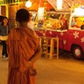 Tin tức - Thái Lan: Hai sư trẻ bị bắt vì môi giới mại dâm