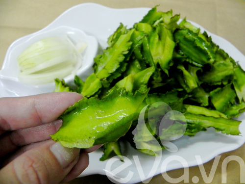 Giòn giòn đậu rồng xào thịt bò - 2