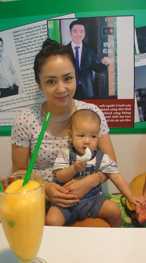 Thúy Hiền tình cảm bên con trai Thúy Vinh - 7