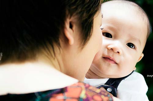 Thúy Hiền tình cảm bên con trai Thúy Vinh - 9