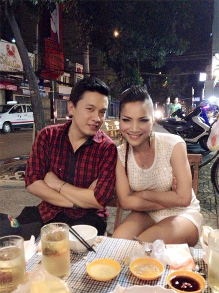 Elly Trần sexy cả khi vào bếp - 6