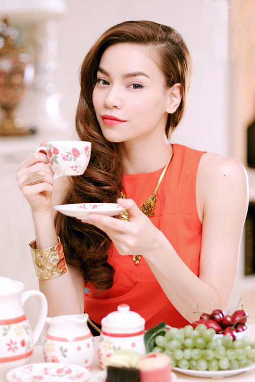 Copy kiểu tóc quot;ruộtquot; của Hà Hồ - 3