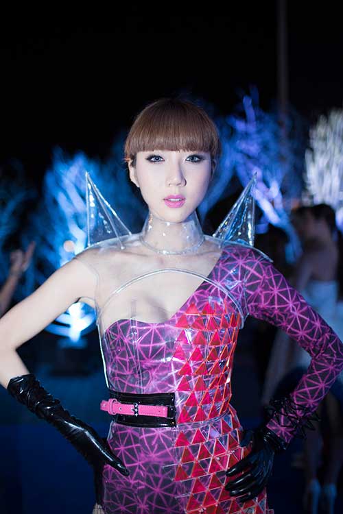 Ngọc Quyên quot;đọquot; vẻ lạnh lùng với Khánh My - 4