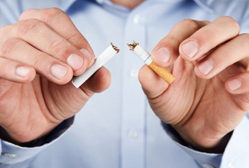 90% người Việt thấy hút thuốc lá nơi công cộng - 1