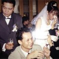Làng sao - NTK Đức Hùng khoe ảnh cưới độc 18 năm trước