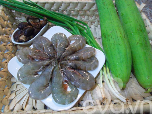 Canh mướp nấu tôm ngọt mát - 1