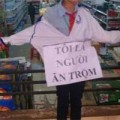Tin tức - Bức ảnh lăng nhục nữ sinh