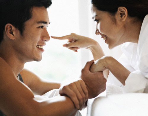 Vợ cho tôi tiền đi #039;chơi gái#039; - 1