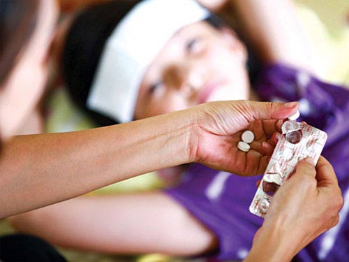 Hạ sốt sai cách, quá bằng hại con - 1
