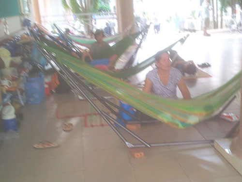 TP.HCM: Sởi chưa tan nhiều bệnh khác đã lan tràn - 1