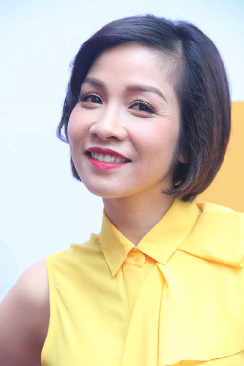 Mỹ Linh rạng ngời bên Lưu Hương Giang - 2