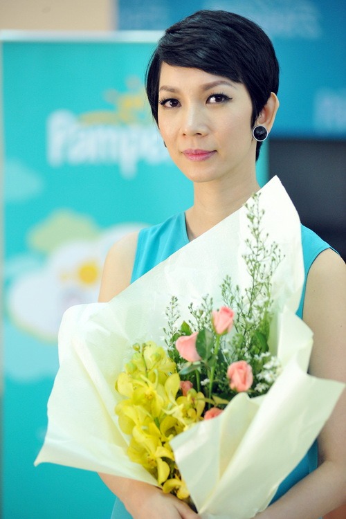 Xuân Lan khoe con gái đẹp như thiên thần - 9