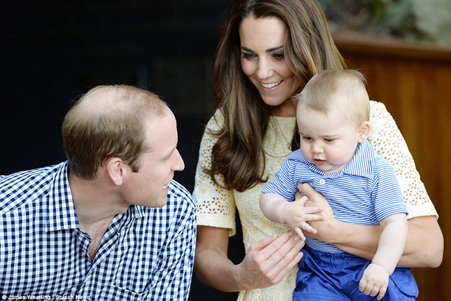 Hình ảnh hạnh phúc của gia đình Hoàng gia Anh.
