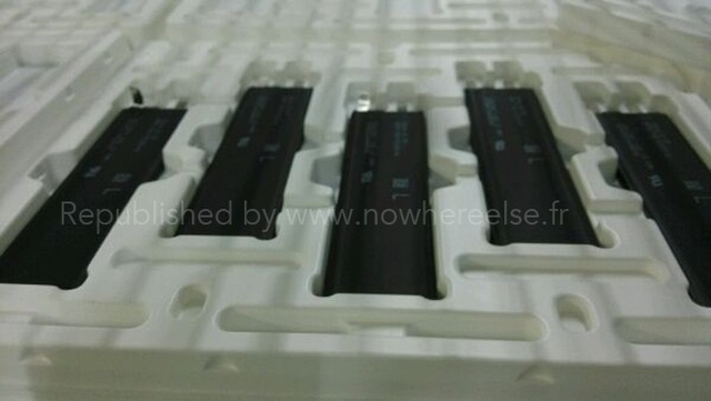 Rò rỉ ảnh chụp về pin của iPhone 6 - 1