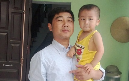 Phụ huynh ồ ạt cho trẻ nghỉ học tránh dịch sởi - 1