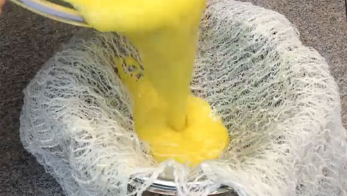 Làm sữa ngô sánh ngậy ngon tuyệt cho bé - 7