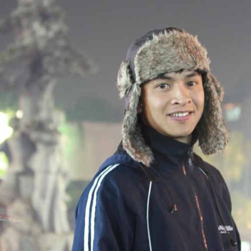 Lộ diện anh trai nam tính của Hồng Quế - 10