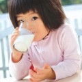 Làm mẹ - Mẹ “dại” mới mua sữa ngoại cho con