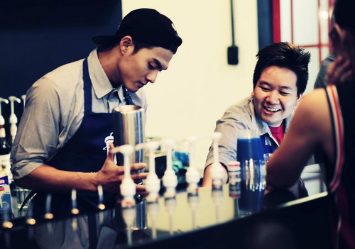 Lâm Vinh Hải bỏ nhảy đi làm phục vụ - 6