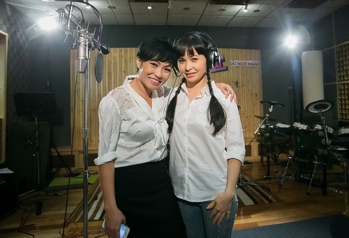 Phương Vy lần đầu mang bố lên sân khấu - 8