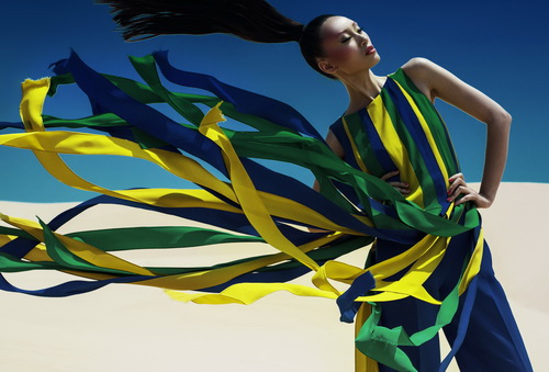 Trang Khiếu nóng bỏng đồ kẻ sọc giá 1.000 đô - 7