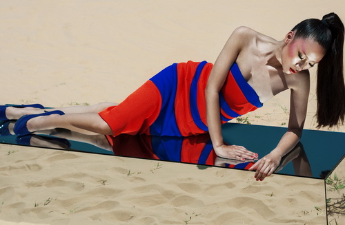 Trang Khiếu nóng bỏng đồ kẻ sọc giá 1.000 đô - 13